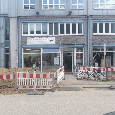 Schlüsseldienst - professionelle Auswechslung von Schlössern in Ahrensburg